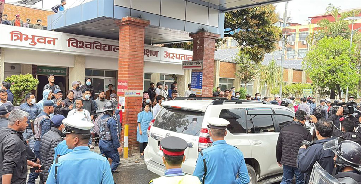 टिचिङ अस्पतालकाे ‘रेड जोन’ २७ नम्बर बेडमा ओली भर्ना