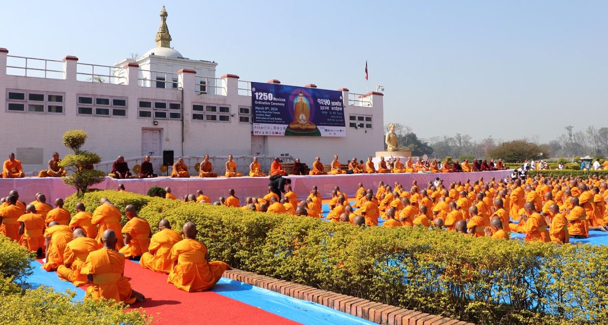 एकैपटक १ हजार २ सय ५० भिक्षुलाई प्रव्रज्या