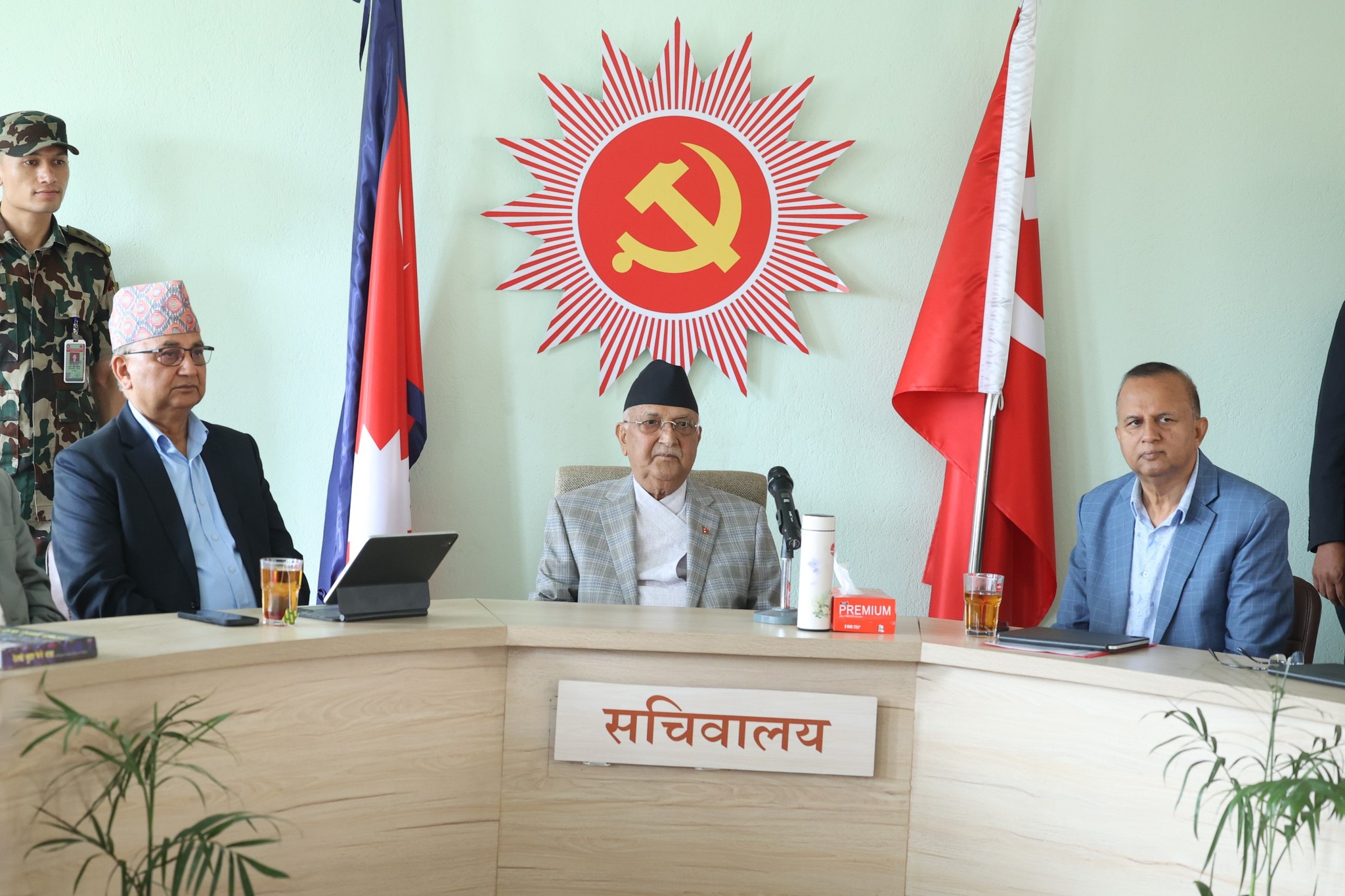 केपी शर्मा ओलीलाई तेस्रो पटक अध्यक्ष बन्ने बाटाे खुला 