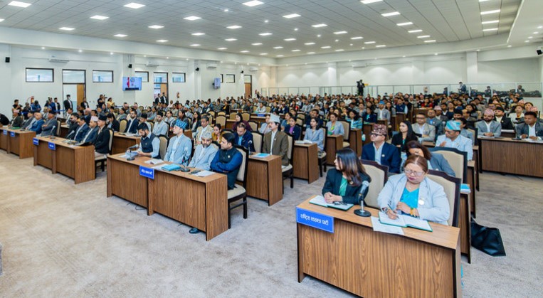 संसद्काे पहिलो बैठकमै एमालेको कडा विरोध, भविष्यमा के हाेला ?