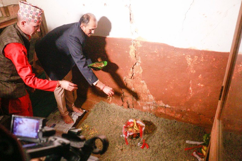 आजदेखि बडादशै शुरु, घटस्थापना साइत ११ः४६ बजे
