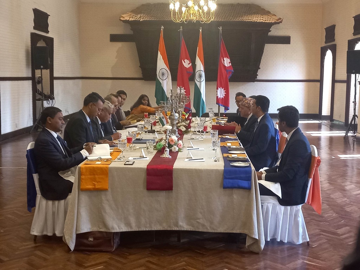 नेपाल र भारतबीचको बहुआयामिक सहकार्यका बारेमा छलफल