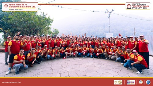 बैकिङ्ग प्रबर्द्धनार्थ फेवातालको किनारमा पदयात्रा 