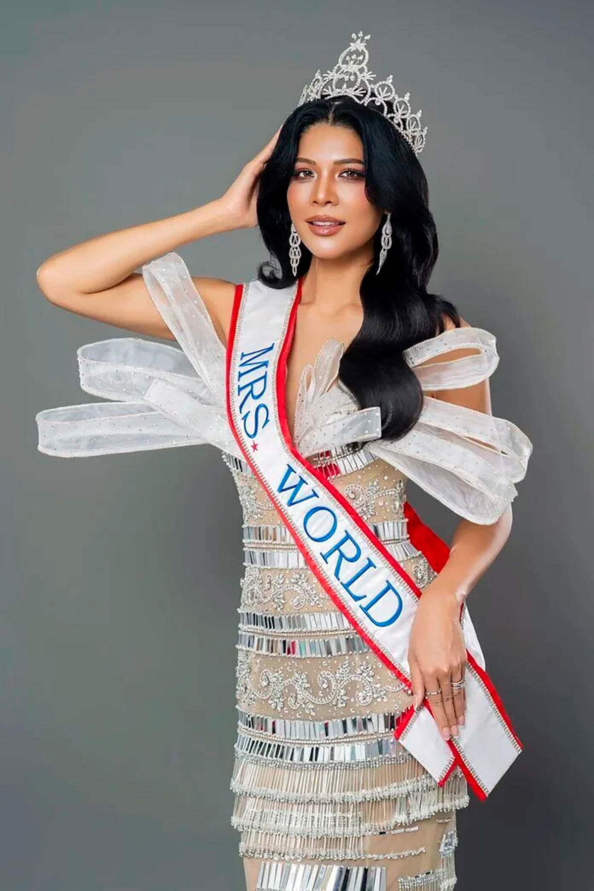 Mrs-World--2-1793327613.jpg